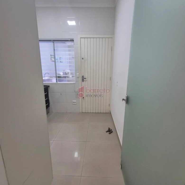 CASA DE USO MISTO À VENDA NO JARDIM ESPLANADA EM JUNDIAÍ/SP