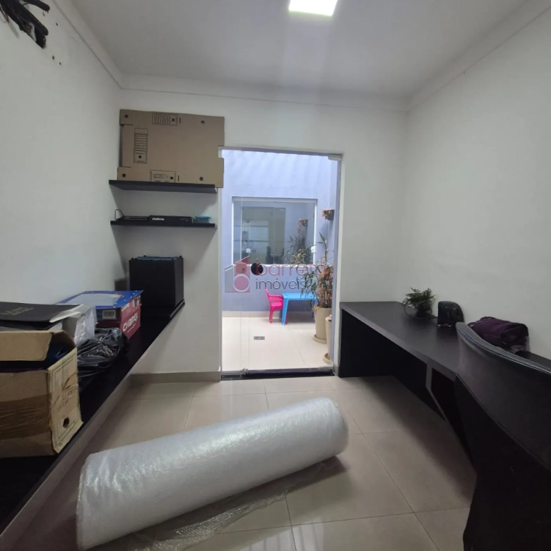 CASA DE USO MISTO À VENDA NO JARDIM ESPLANADA EM JUNDIAÍ/SP