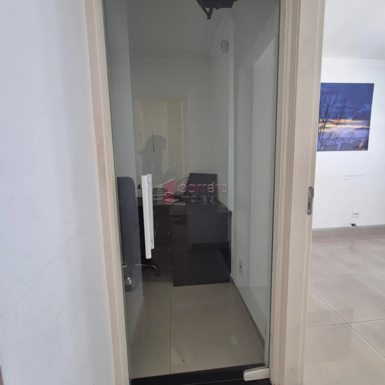 CASA DE USO MISTO À VENDA NO JARDIM ESPLANADA EM JUNDIAÍ/SP