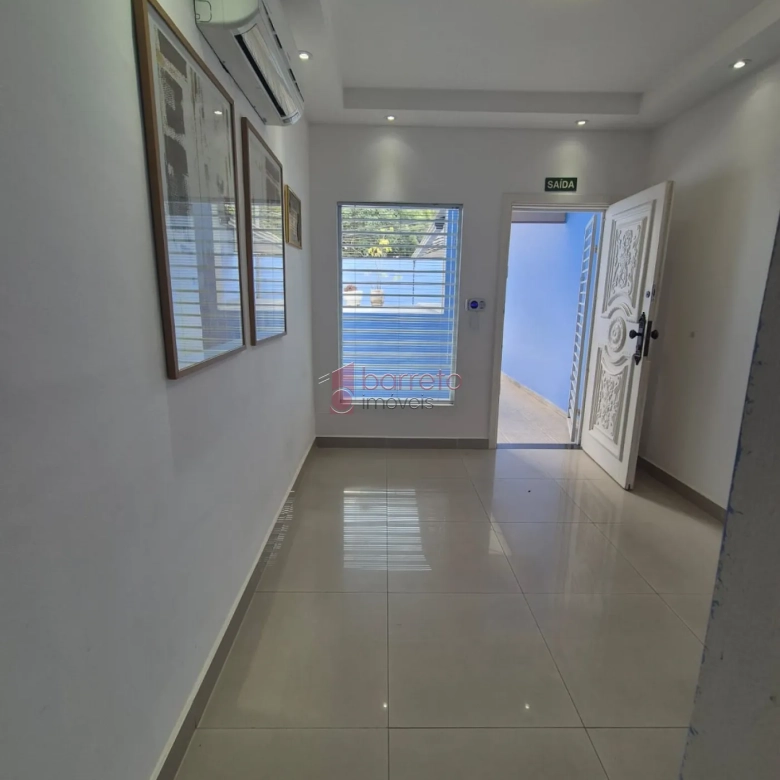 CASA DE USO MISTO À VENDA NO JARDIM ESPLANADA EM JUNDIAÍ/SP