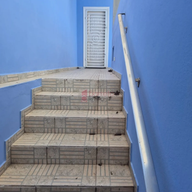 CASA DE USO MISTO À VENDA NO JARDIM ESPLANADA EM JUNDIAÍ/SP
