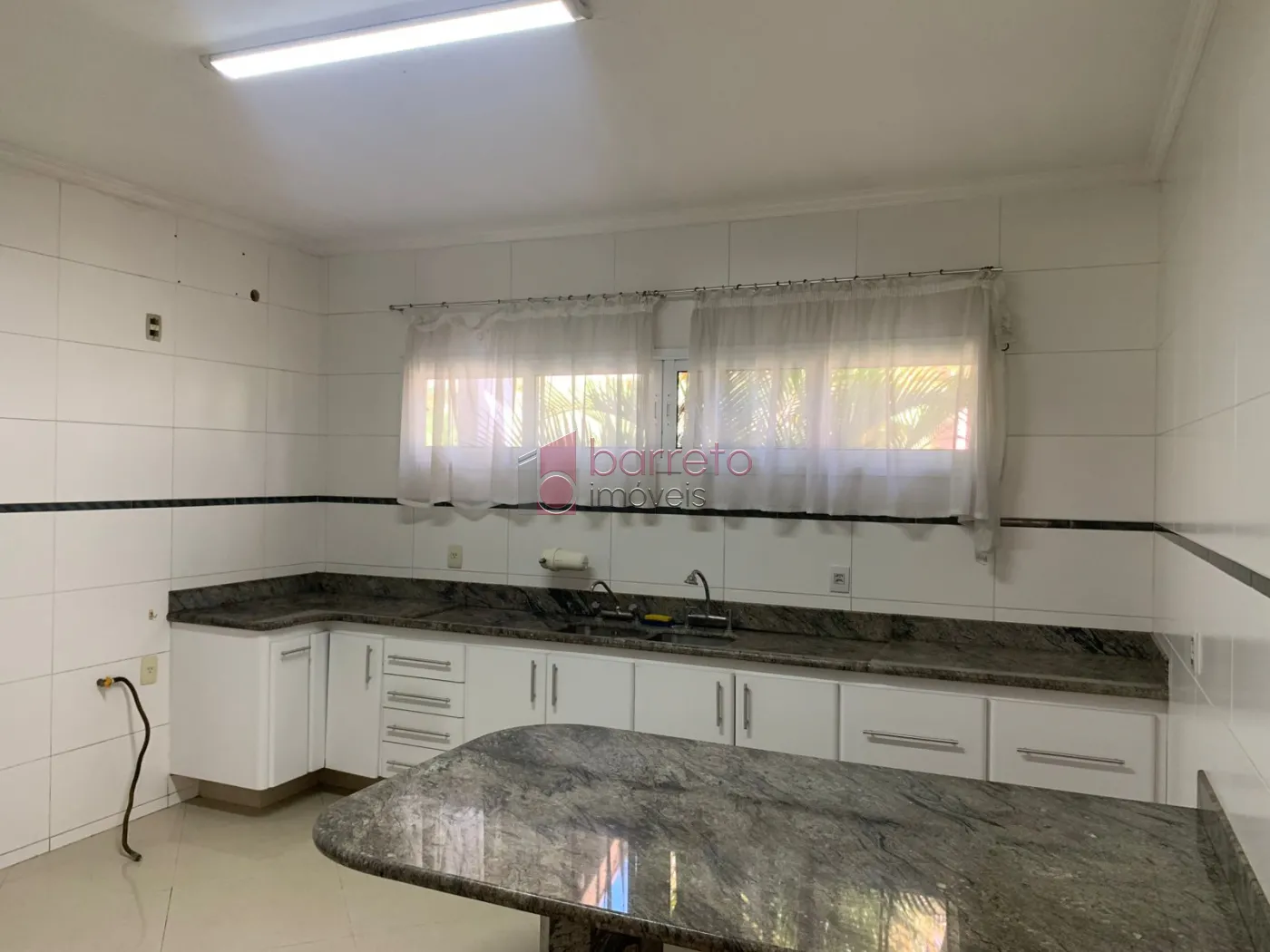 CASA À VENDA NO CONDOMÍNIO QUARTIER LES RESIDENCES EM JUNDIAÍ/SP