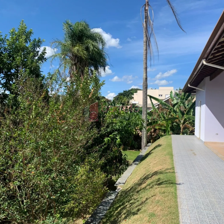 CASA À VENDA NO CONDOMÍNIO QUARTIER LES RESIDENCES EM JUNDIAÍ/SP