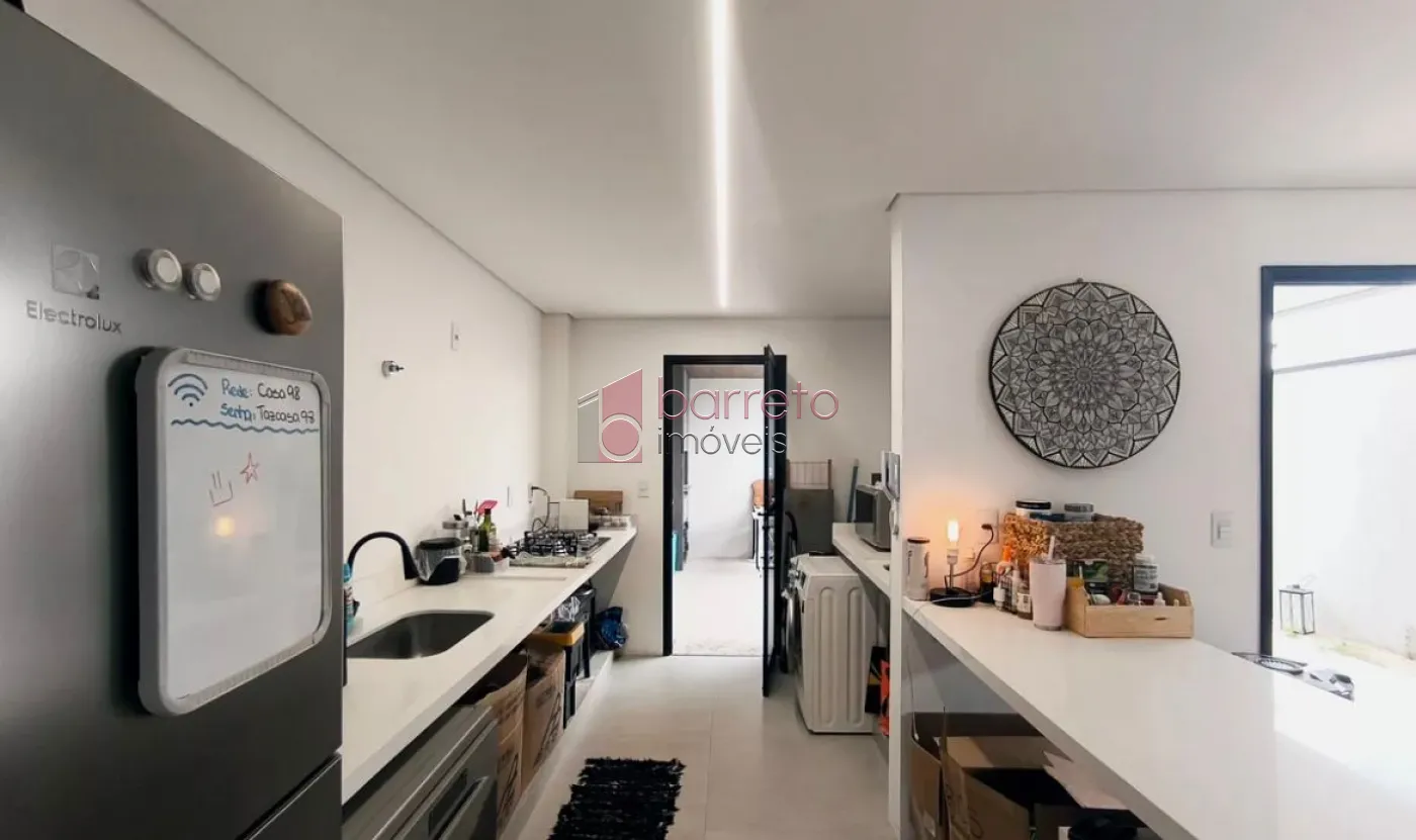 CASA À VENDA NO CONDOMÍNIO KAZA ALAMEDAS – MEDEIROS – JUNDIAÍ/SP