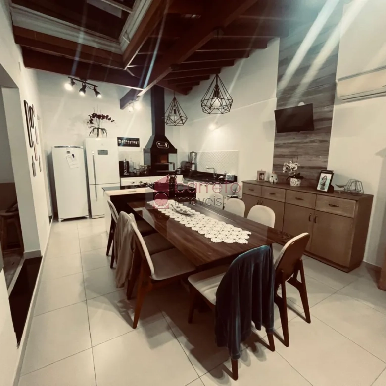 CASA À VENDA – 03 QUARTOS – CONDOMÍNIO BELLA COLÔNIA – JUNDIAÍ/SP