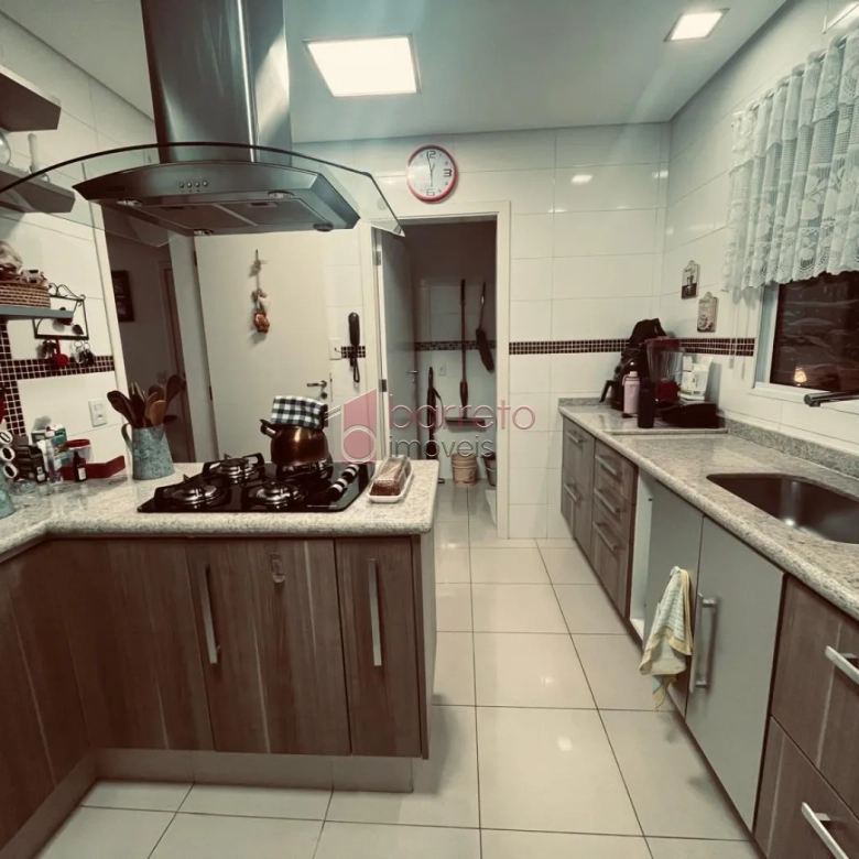 CASA À VENDA – 03 QUARTOS – CONDOMÍNIO BELLA COLÔNIA – JUNDIAÍ/SP