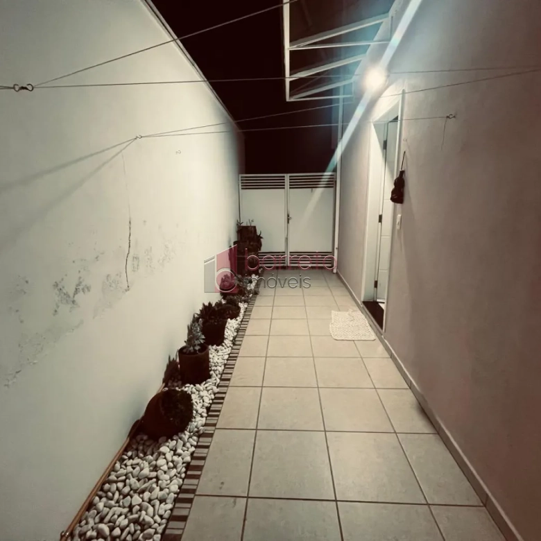 CASA À VENDA – 03 QUARTOS – CONDOMÍNIO BELLA COLÔNIA – JUNDIAÍ/SP