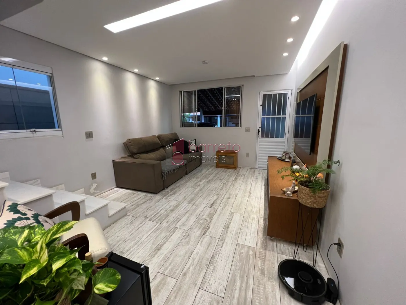 CASA À VENDA NO CONDOMÍNIO VILA RUBI EM JUNDIAÍ/SP