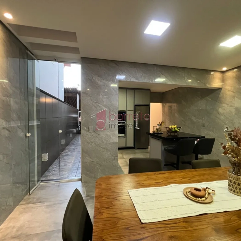 CASA À VENDA NO CONDOMÍNIO VILA RUBI EM JUNDIAÍ/SP
