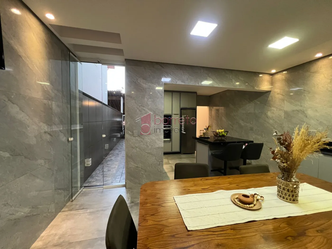 CASA À VENDA NO CONDOMÍNIO VILA RUBI EM JUNDIAÍ/SP