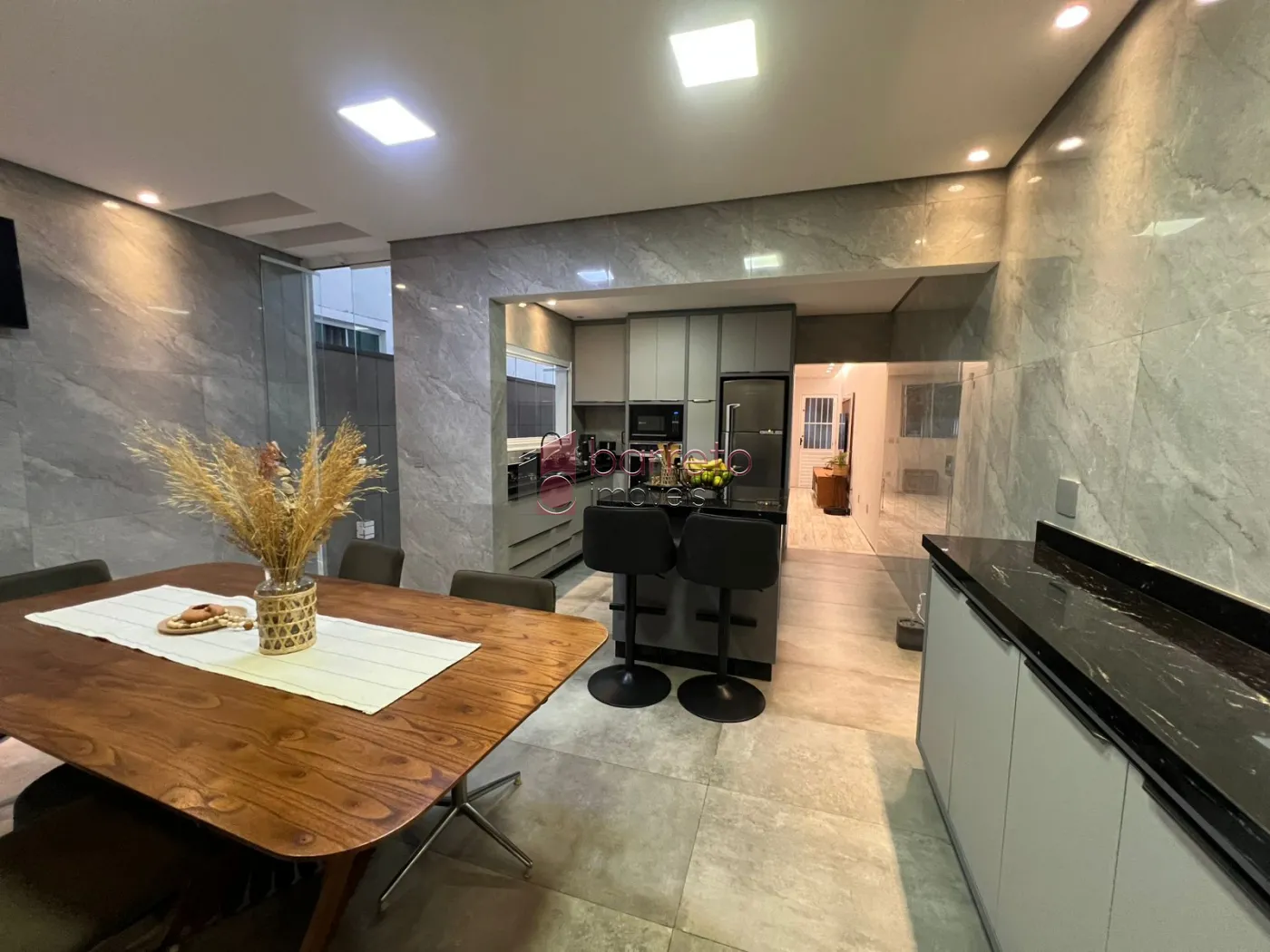 CASA À VENDA NO CONDOMÍNIO VILA RUBI EM JUNDIAÍ/SP