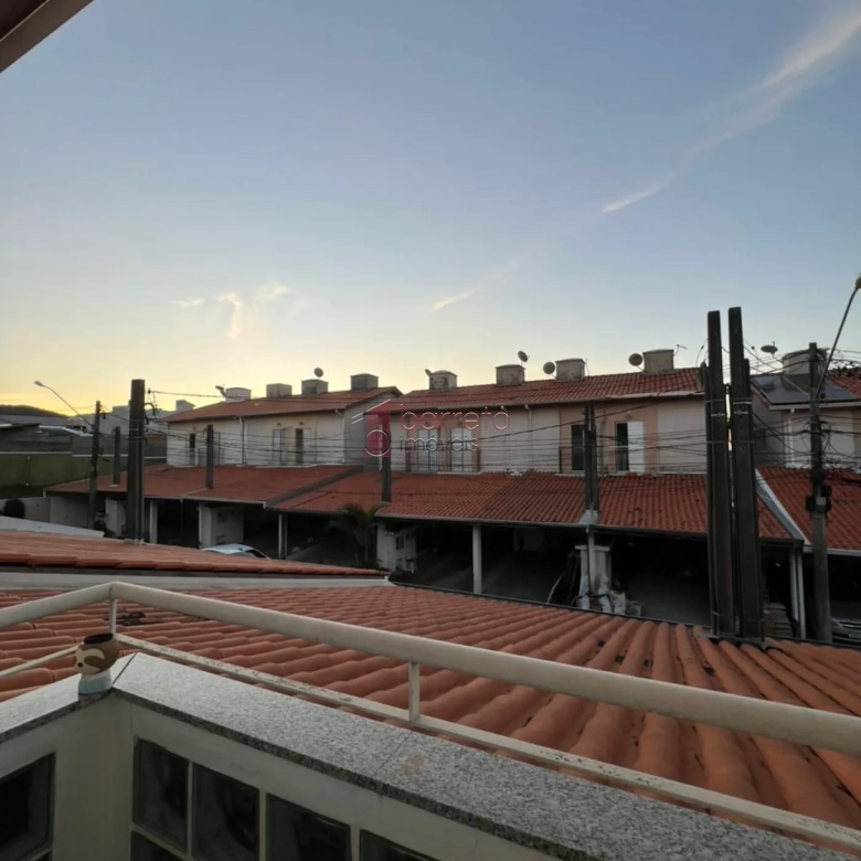 CASA À VENDA NO CONDOMÍNIO VILA RUBI EM JUNDIAÍ/SP