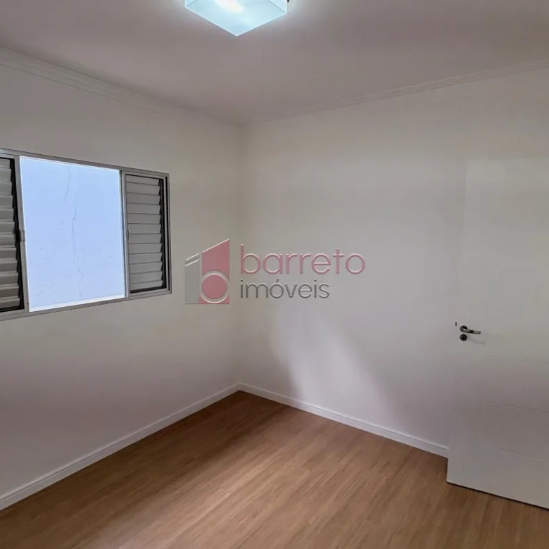CASA À VENDA NO BAIRRO VILA HORTOLÂNDIA EM JUNDIAÍ/SP