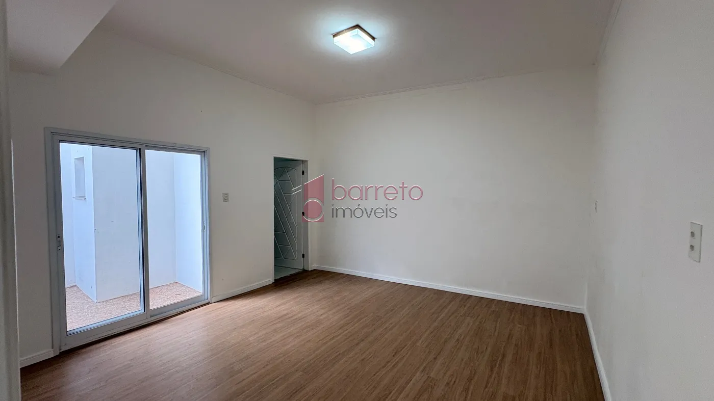 CASA À VENDA NO BAIRRO VILA HORTOLÂNDIA EM JUNDIAÍ/SP