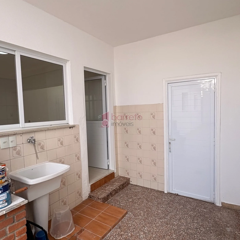 CASA À VENDA NO BAIRRO VILA HORTOLÂNDIA EM JUNDIAÍ/SP