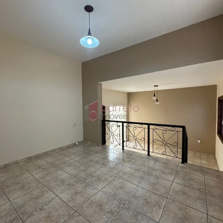 CASA PARA VENDA E LOCAÇÃO COM EDÍCULA NO BAIRRO JARDIM FLORESTAL – JUNDIAÍ/SP