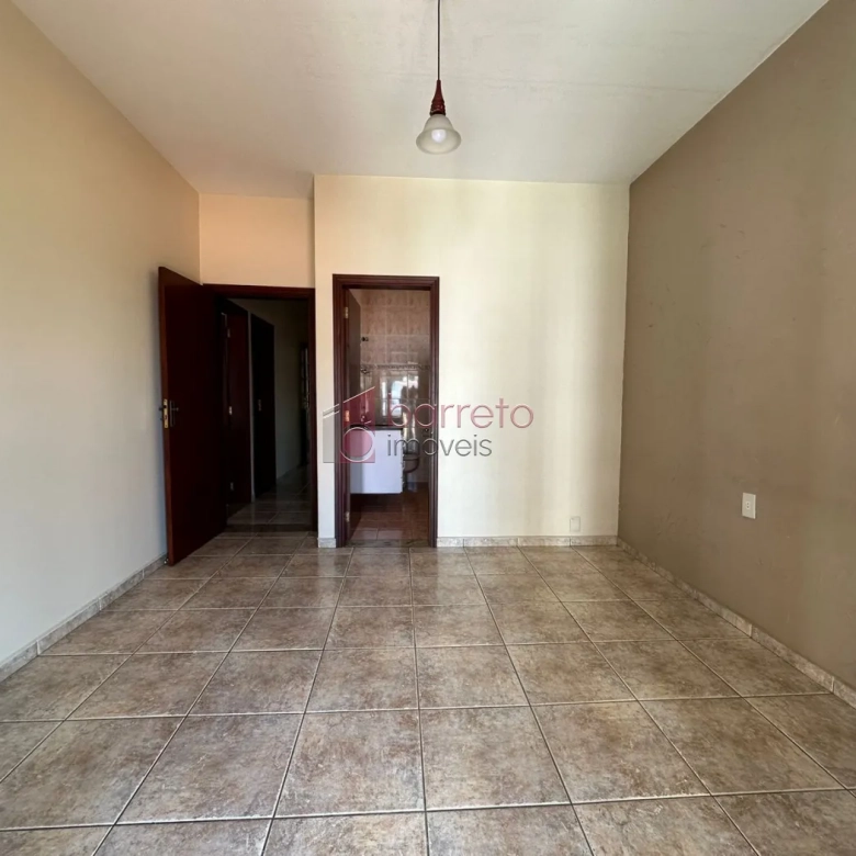 CASA PARA VENDA E LOCAÇÃO COM EDÍCULA NO BAIRRO JARDIM FLORESTAL – JUNDIAÍ/SP