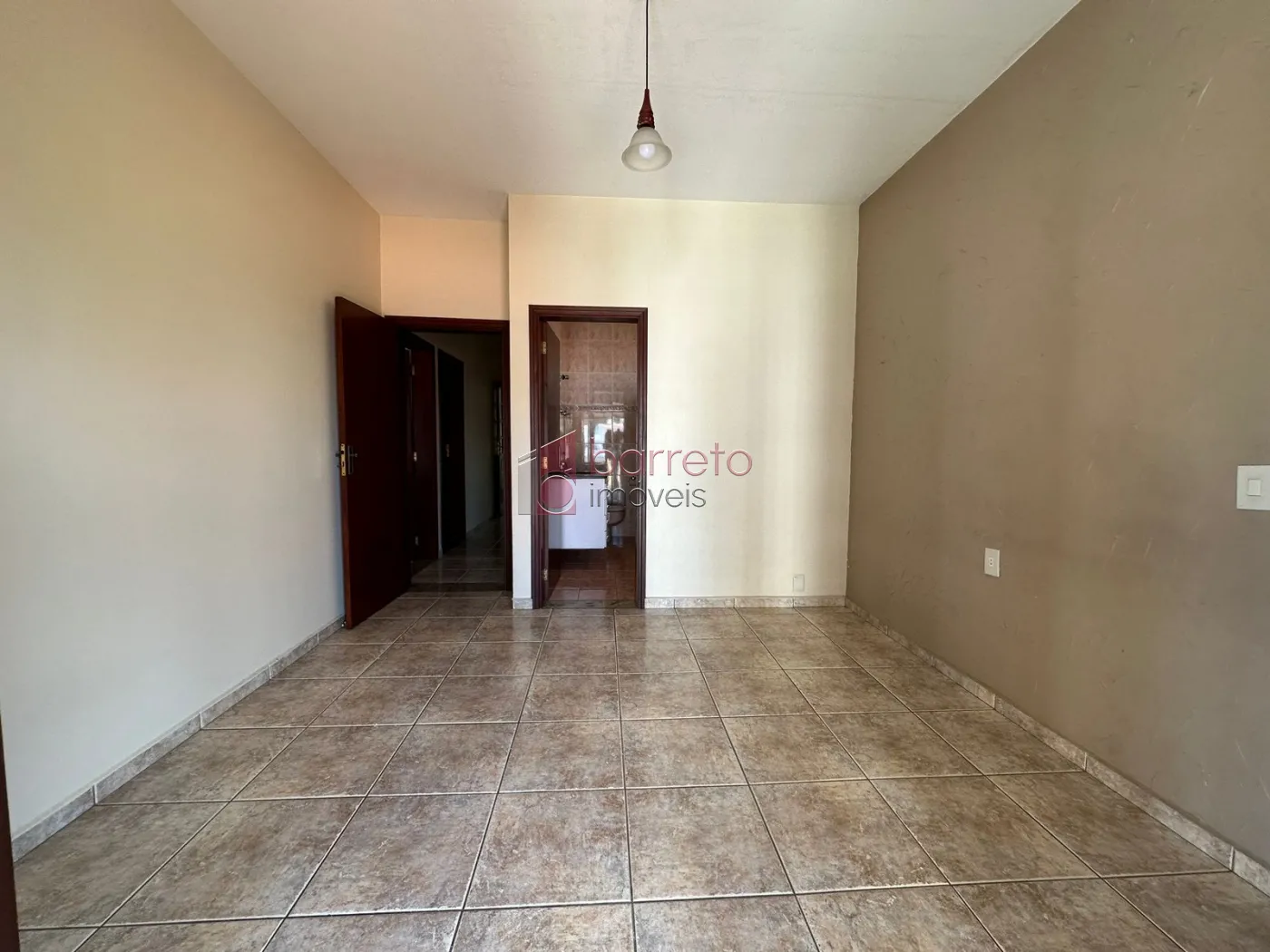 CASA PARA VENDA E LOCAÇÃO COM EDÍCULA NO BAIRRO JARDIM FLORESTAL – JUNDIAÍ/SP