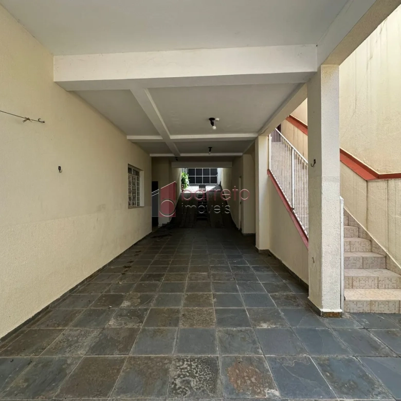 CASA PARA VENDA E LOCAÇÃO COM EDÍCULA NO BAIRRO JARDIM FLORESTAL – JUNDIAÍ/SP