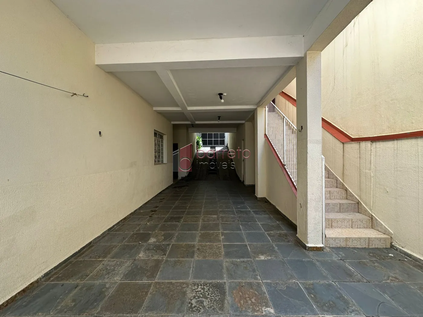 CASA PARA VENDA E LOCAÇÃO COM EDÍCULA NO BAIRRO JARDIM FLORESTAL – JUNDIAÍ/SP