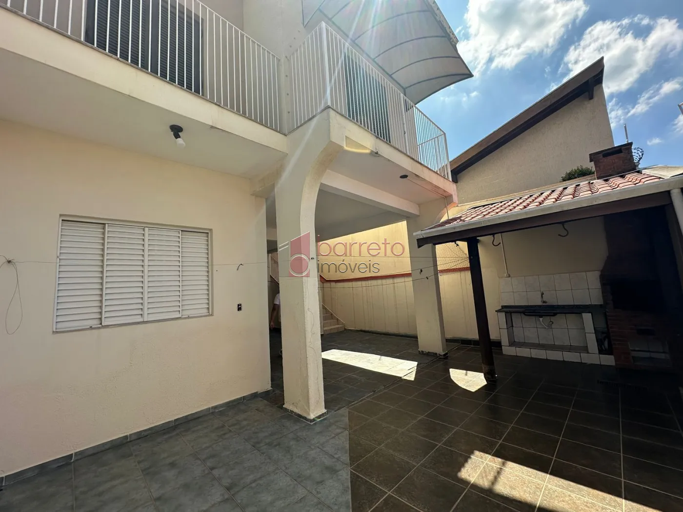 CASA PARA VENDA E LOCAÇÃO COM EDÍCULA NO BAIRRO JARDIM FLORESTAL – JUNDIAÍ/SP