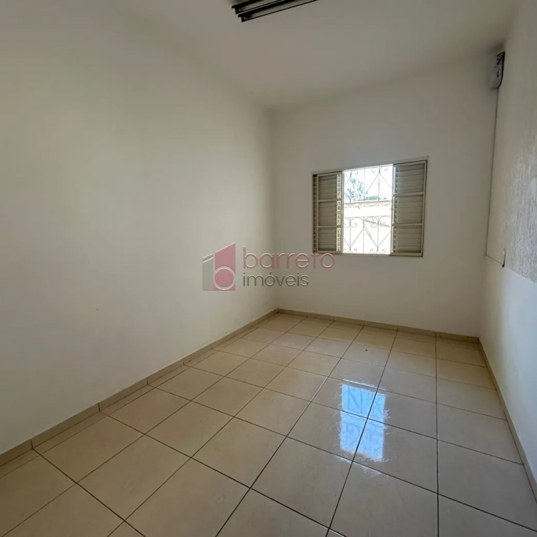 CASA PARA VENDA E LOCAÇÃO COM EDÍCULA NO BAIRRO JARDIM FLORESTAL – JUNDIAÍ/SP