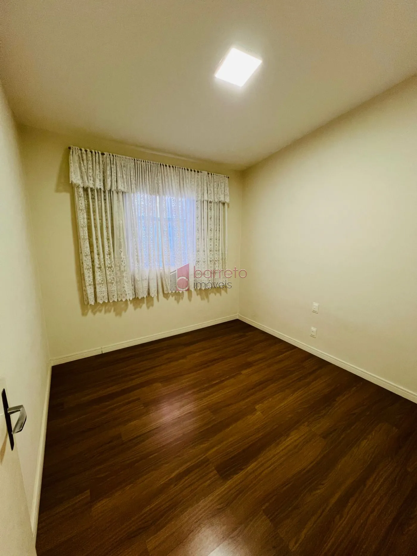 CASA À VENDA NO BAIRRO CAXAMBÚ EM JUNDIAÍ/SP