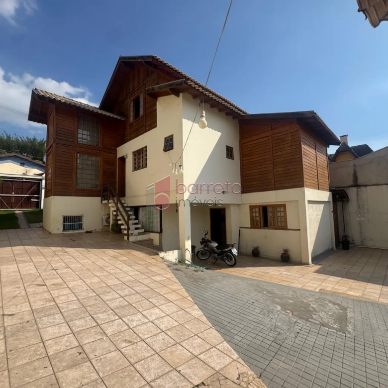 CASA À VENDA NO BAIRRO JARDIM PAULISTA EM JUNDIAÍ/SP