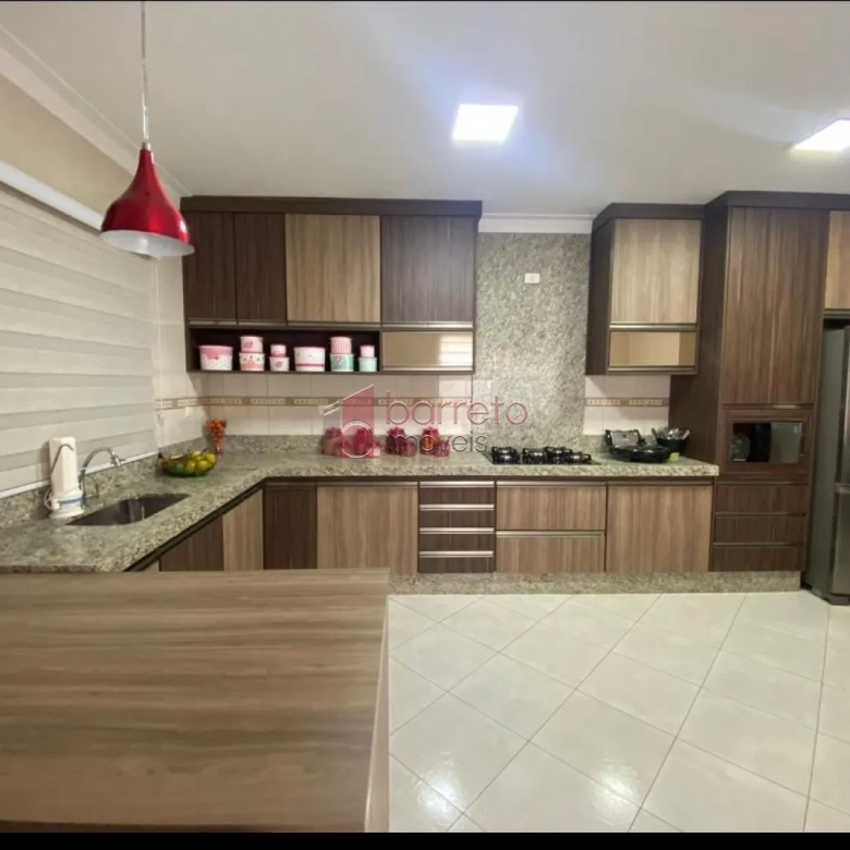 CASA À VENDA NO PARQUE ALMERINDA PEREIRA CHAVES – JUNDIAÍ/SP