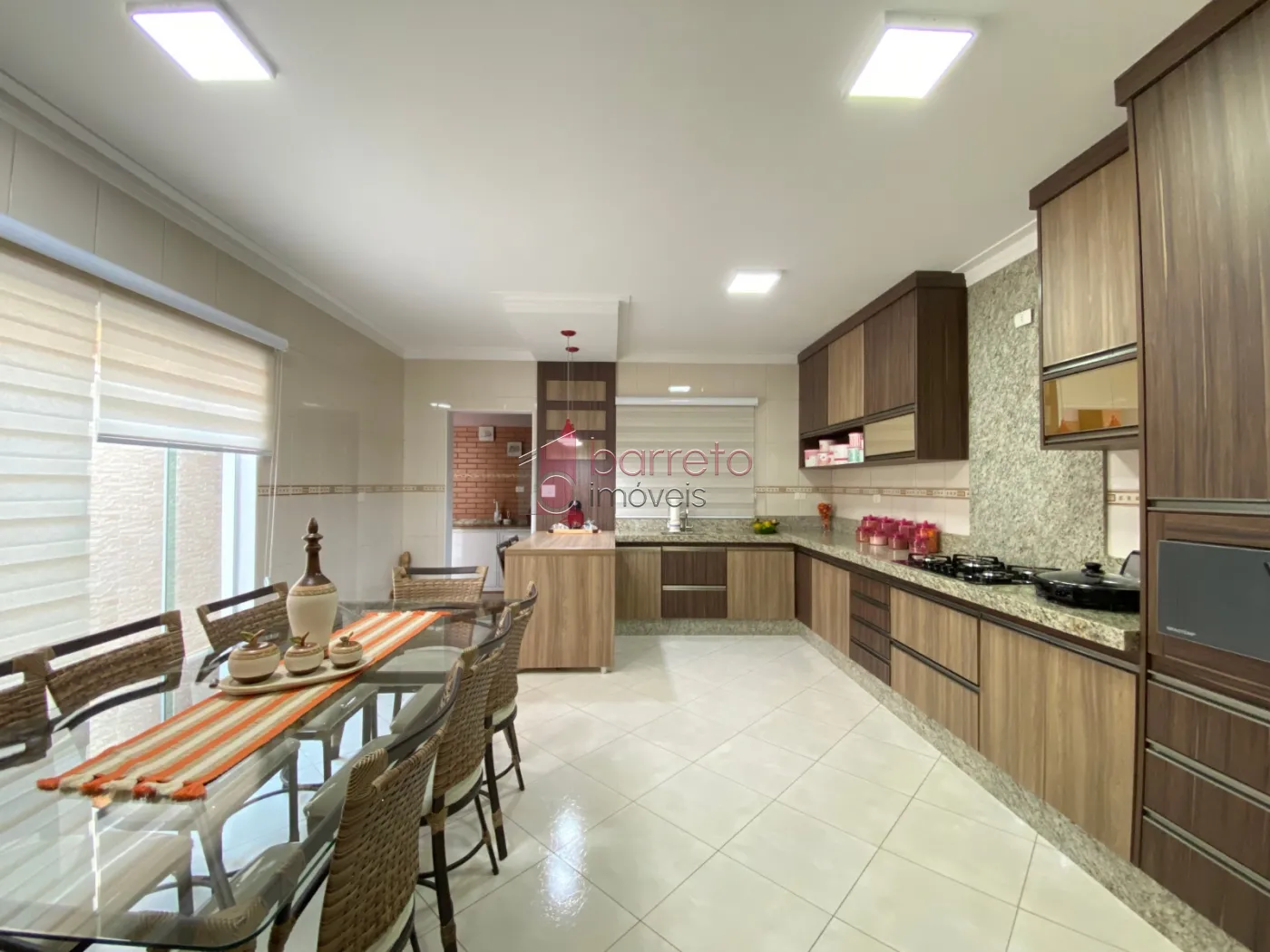 CASA À VENDA NO PARQUE ALMERINDA PEREIRA CHAVES – JUNDIAÍ/SP