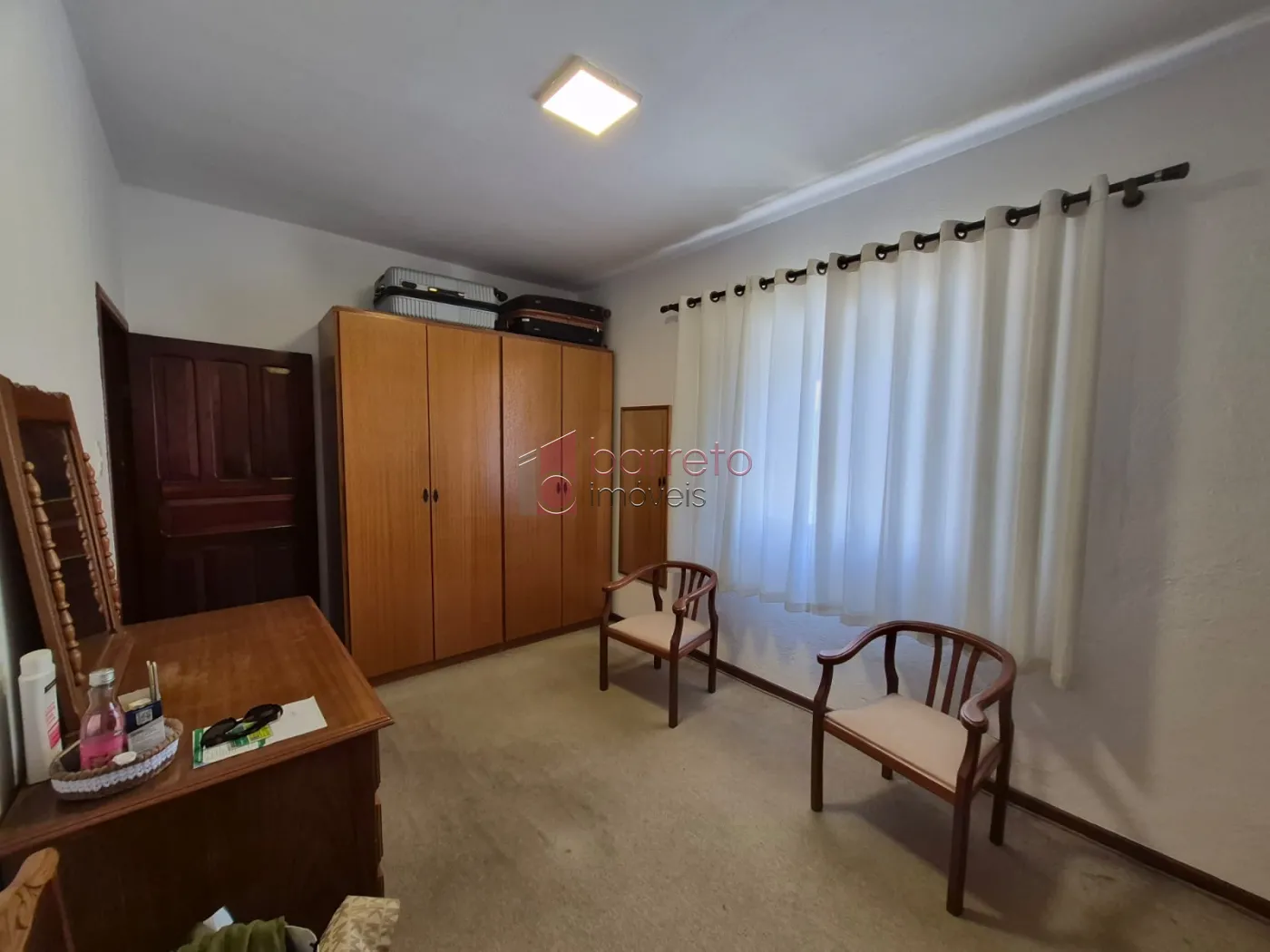 CASA À VENDA NO BAIRRO  PARQUE DO COLÉGIO EM JUNDIAÍ/SP
