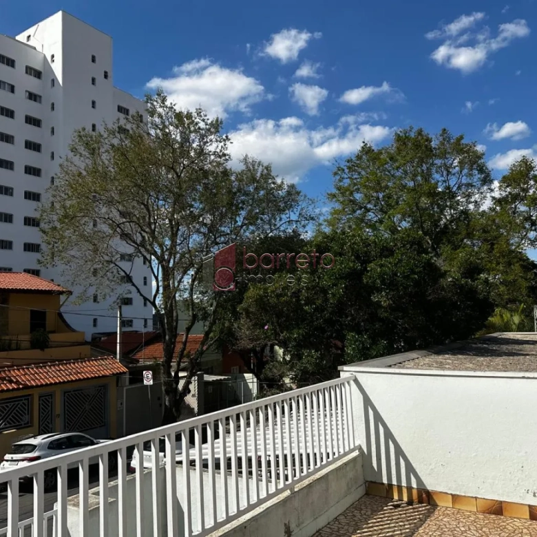 CASA À VENDA NO BAIRRO  PARQUE DO COLÉGIO EM JUNDIAÍ/SP