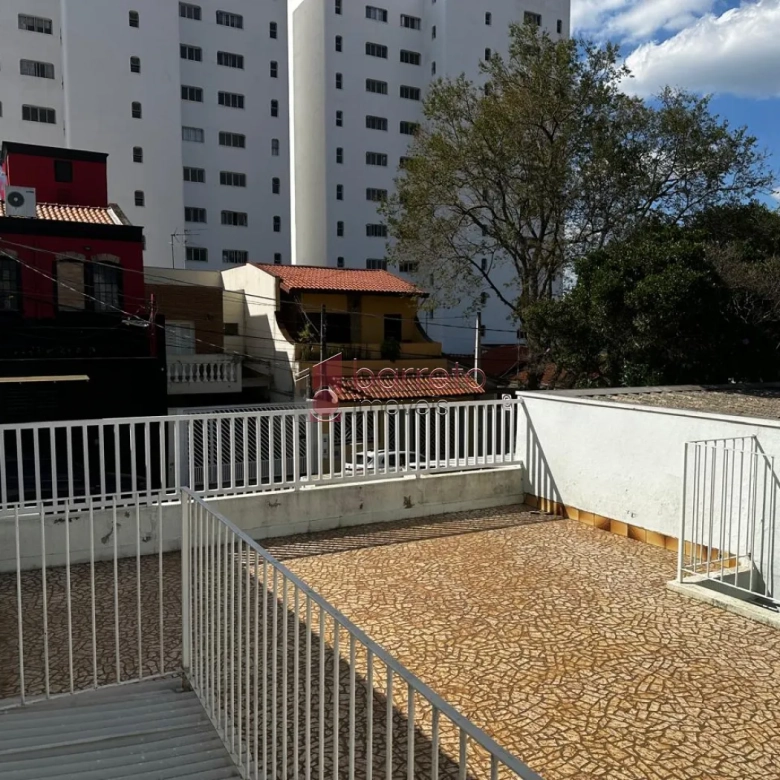 CASA À VENDA NO BAIRRO  PARQUE DO COLÉGIO EM JUNDIAÍ/SP