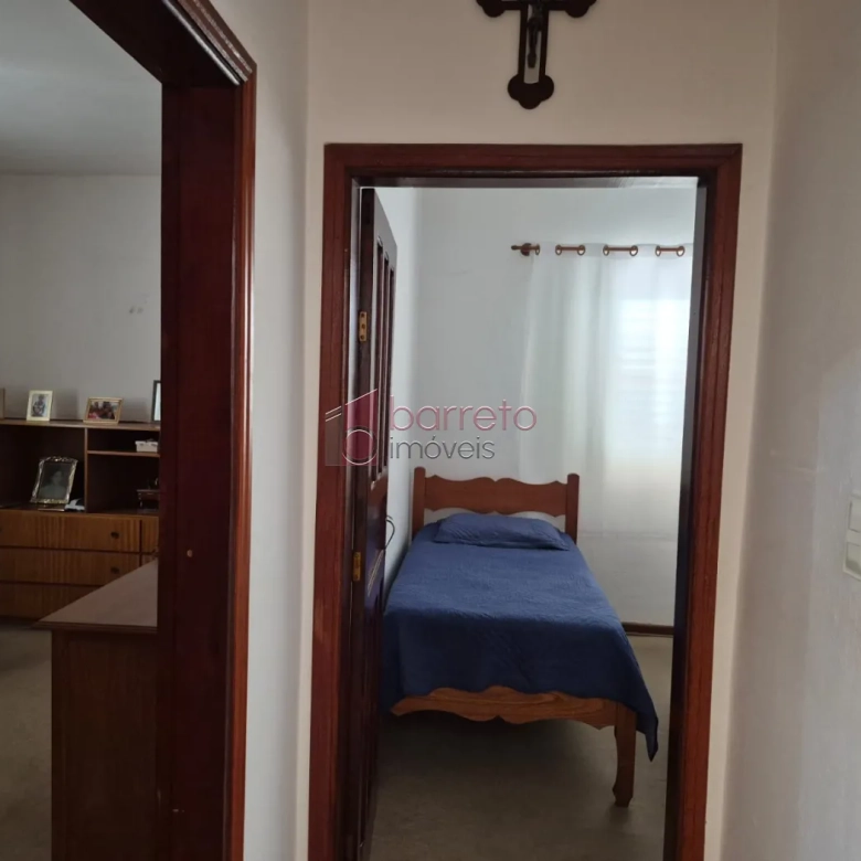 CASA À VENDA NO BAIRRO  PARQUE DO COLÉGIO EM JUNDIAÍ/SP