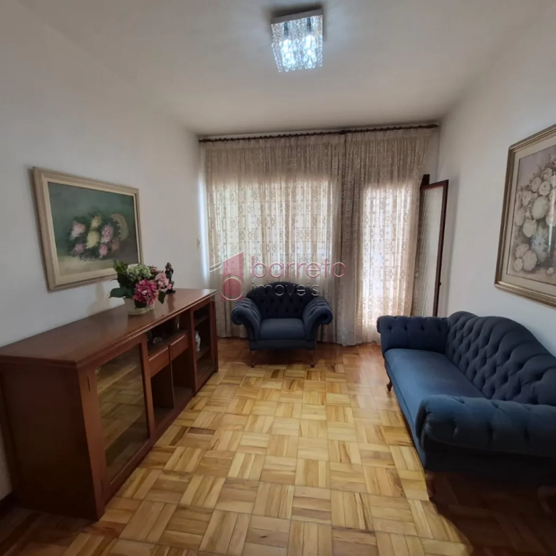 CASA À VENDA NO BAIRRO  PARQUE DO COLÉGIO EM JUNDIAÍ/SP