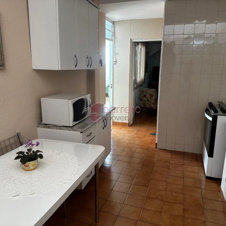 CASA À VENDA NO BAIRRO  PARQUE DO COLÉGIO EM JUNDIAÍ/SP