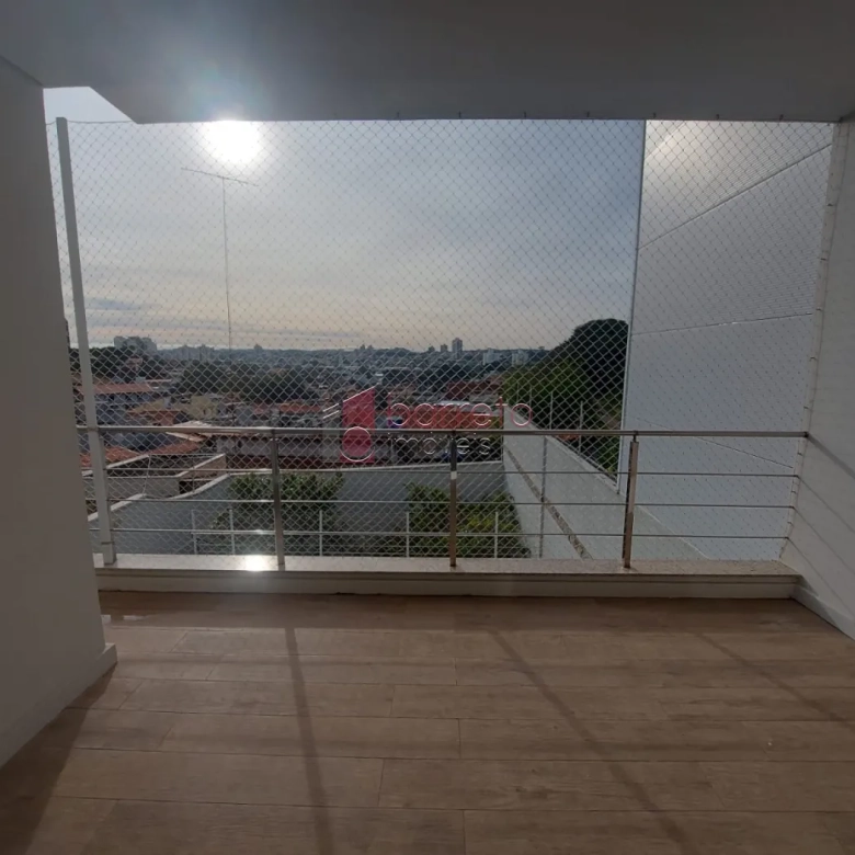 CASA COM PISCINA À VENDA NO RESIDENCIAL NOVE DE JULHO EM JUNDIAÍ/SP