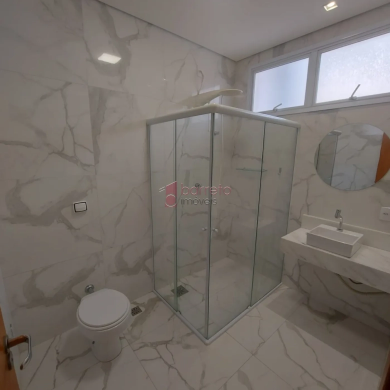 CASA COM PISCINA À VENDA NO RESIDENCIAL NOVE DE JULHO EM JUNDIAÍ/SP