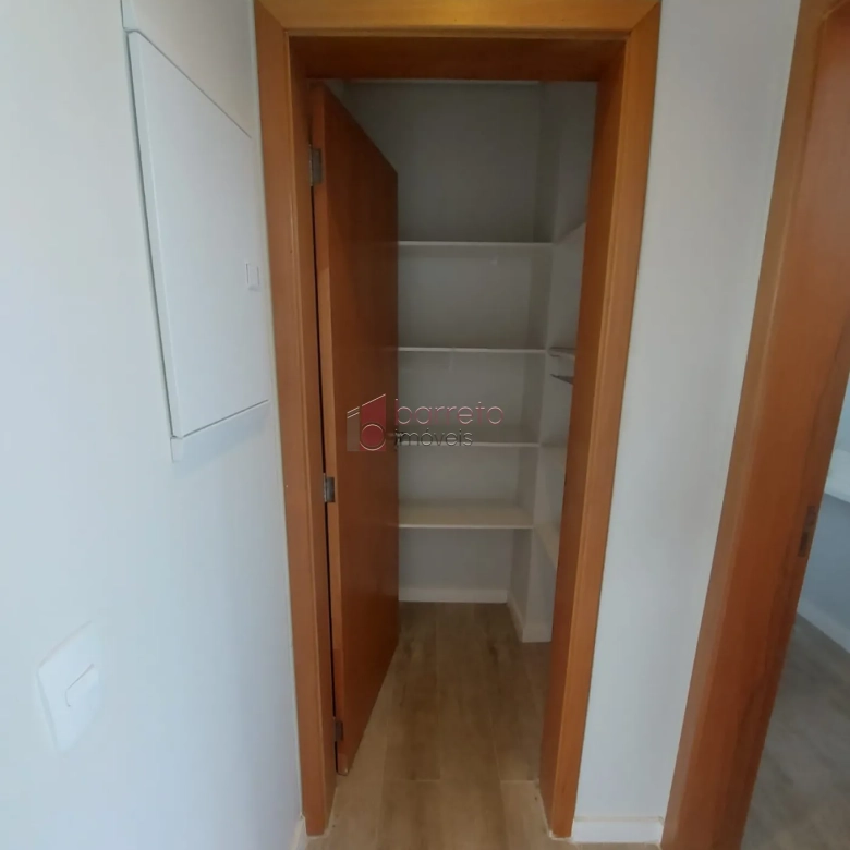 CASA COM PISCINA À VENDA NO RESIDENCIAL NOVE DE JULHO EM JUNDIAÍ/SP