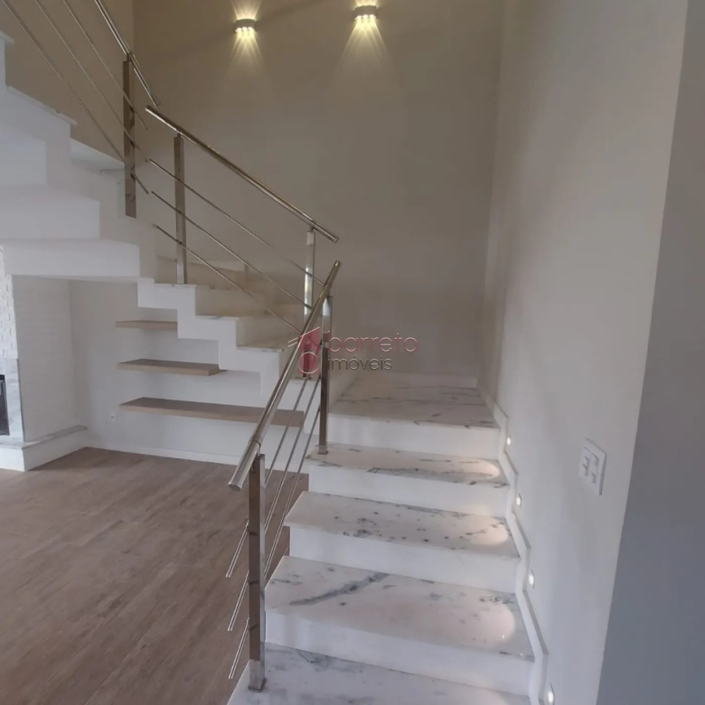CASA COM PISCINA À VENDA NO RESIDENCIAL NOVE DE JULHO EM JUNDIAÍ/SP