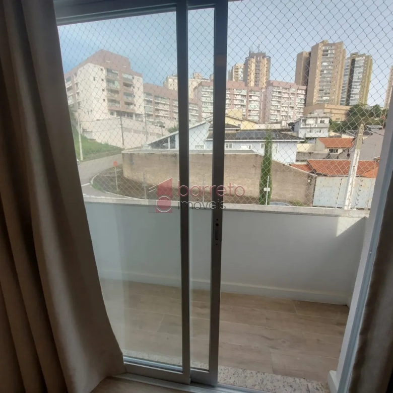 CASA COM PISCINA À VENDA NO RESIDENCIAL NOVE DE JULHO EM JUNDIAÍ/SP
