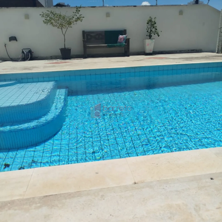 CASA COM PISCINA À VENDA NO RESIDENCIAL NOVE DE JULHO EM JUNDIAÍ/SP