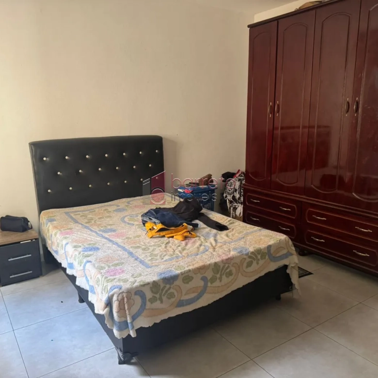 CASA À VENDA NO RECANTO QUARTO CENTENÁRIO EM JUNDIAÍ/SP