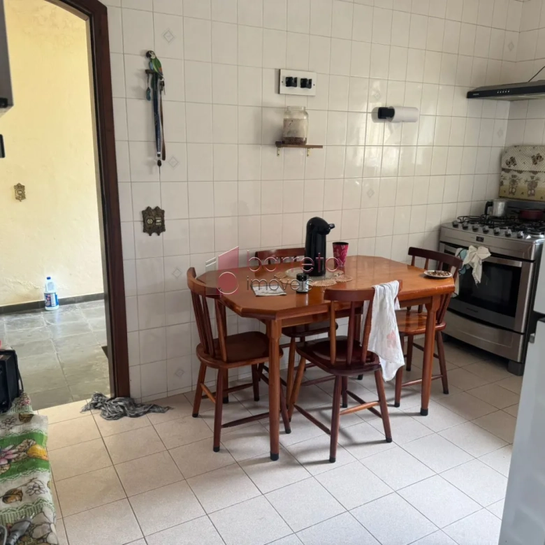 CASA À VENDA NO RECANTO QUARTO CENTENÁRIO EM JUNDIAÍ/SP