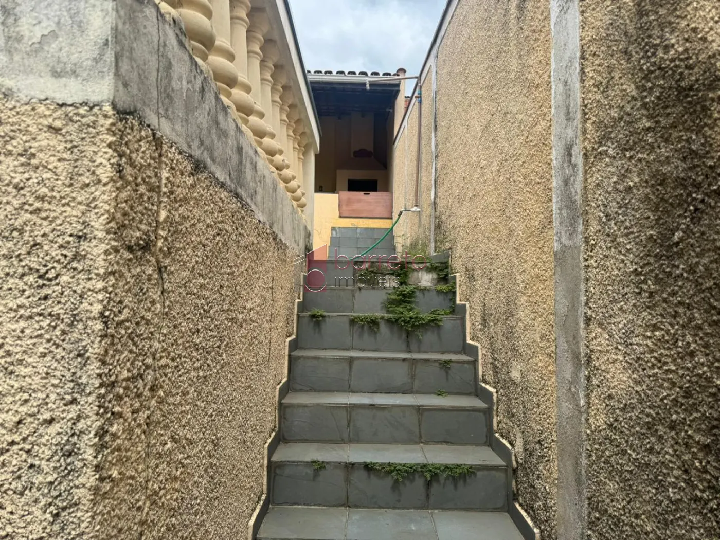 CASA À VENDA NO RECANTO QUARTO CENTENÁRIO EM JUNDIAÍ/SP