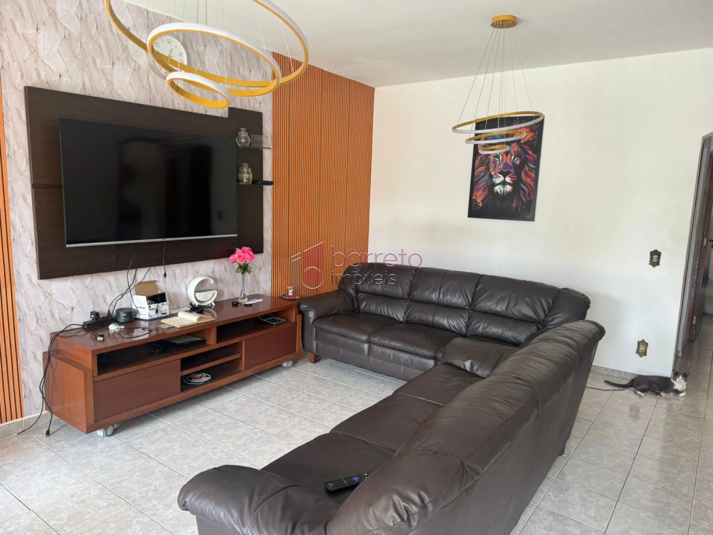 CASA À VENDA NO RECANTO QUARTO CENTENÁRIO EM JUNDIAÍ/SP