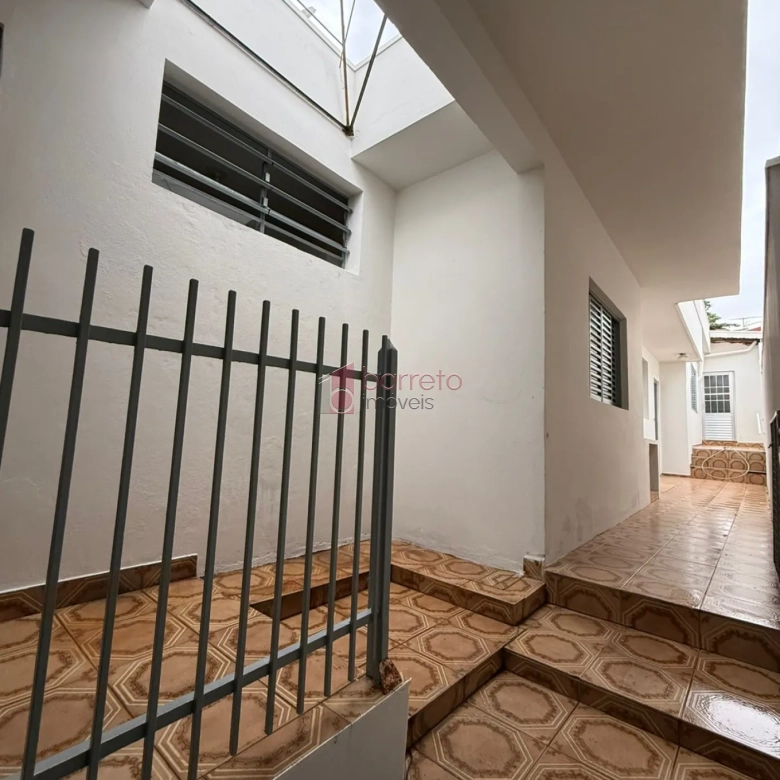 SOBRADO COM EDÍCULA PARA VENDA E LOCAÇÃO NA VILA APARECIDA – JUNDIAÍ/SP