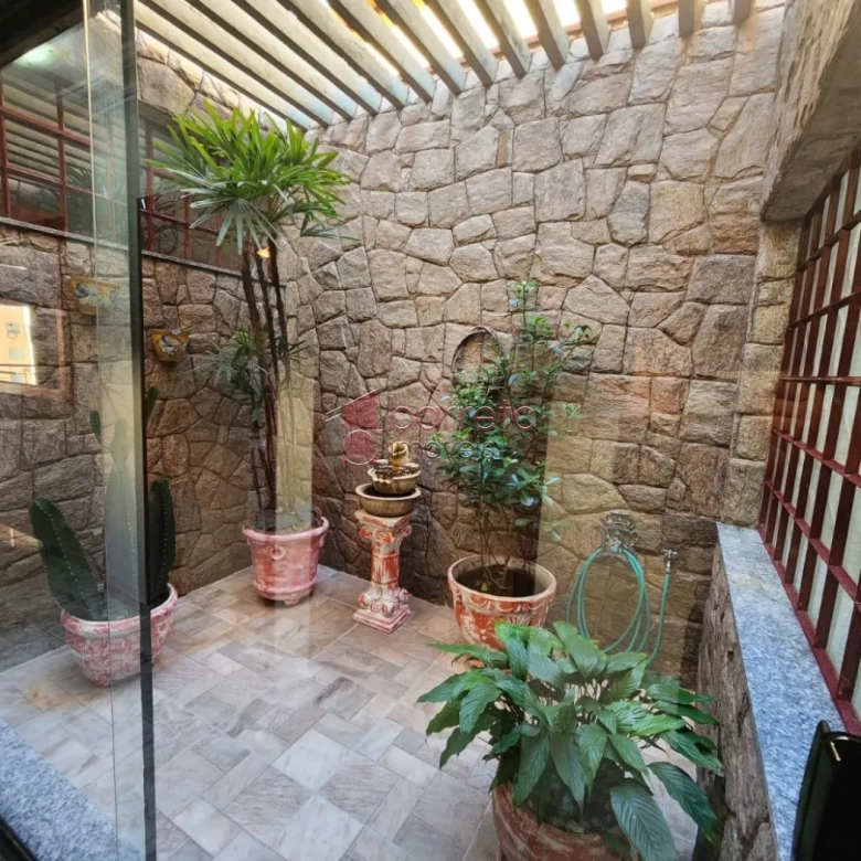 CASA À VENDA NO BAIRRO VILA BELA II EM JUNDIAÍ/SP