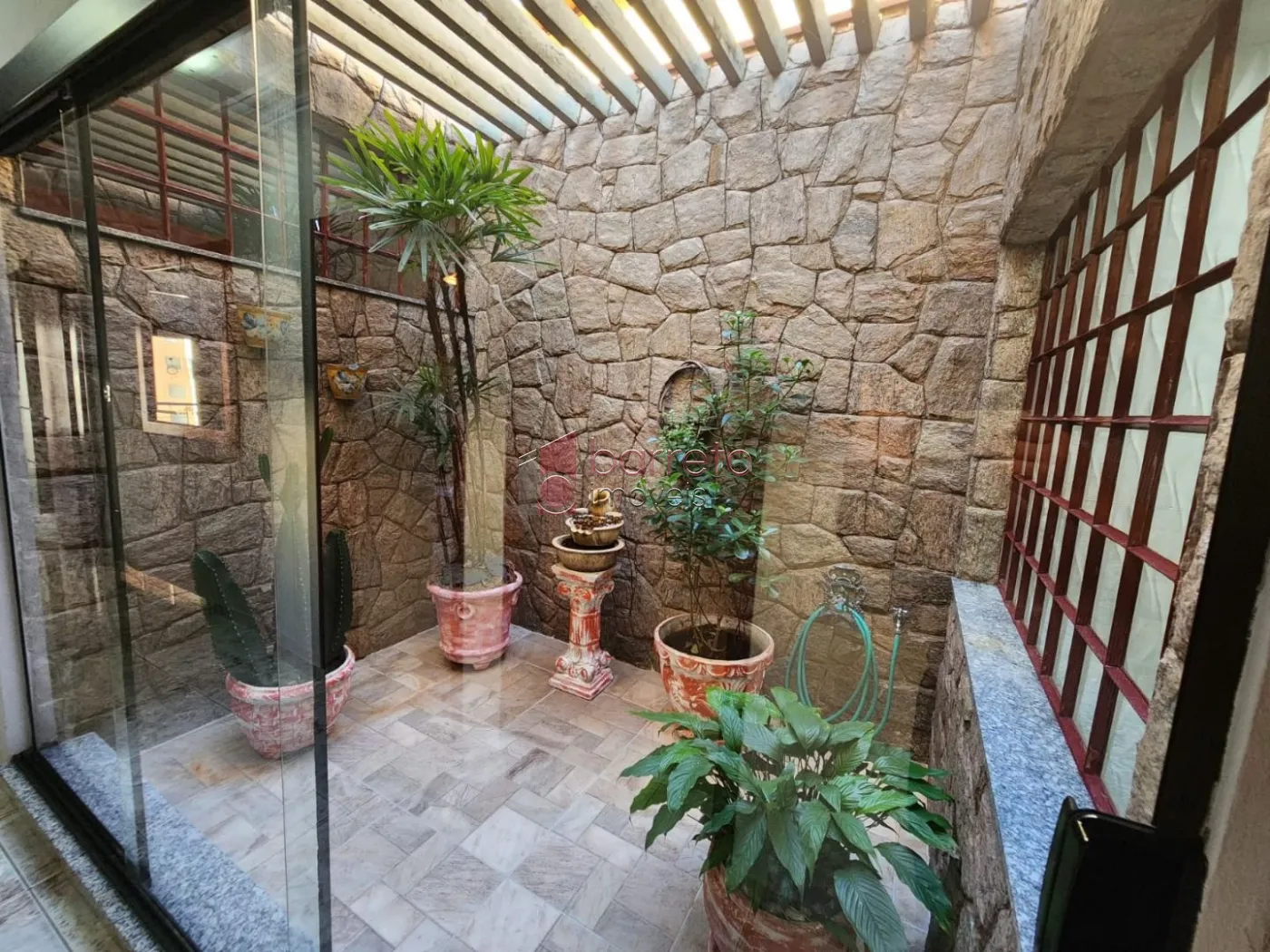 CASA À VENDA NO BAIRRO VILA BELA II EM JUNDIAÍ/SP