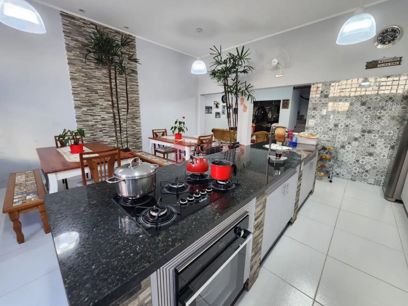 CASA À VENDA NO BAIRRO VILA BELA II EM JUNDIAÍ/SP